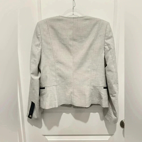 Tommy Hilfiger Blazer Navy and White Pinstripe - Picture 7 of 16